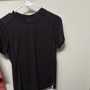 All Birds Black Textured Short Sleeve Top